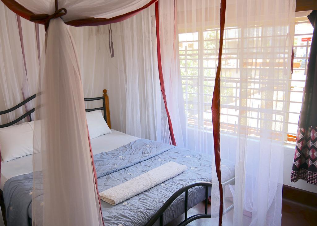 Hotel Acacia City Kampala Exterior photo